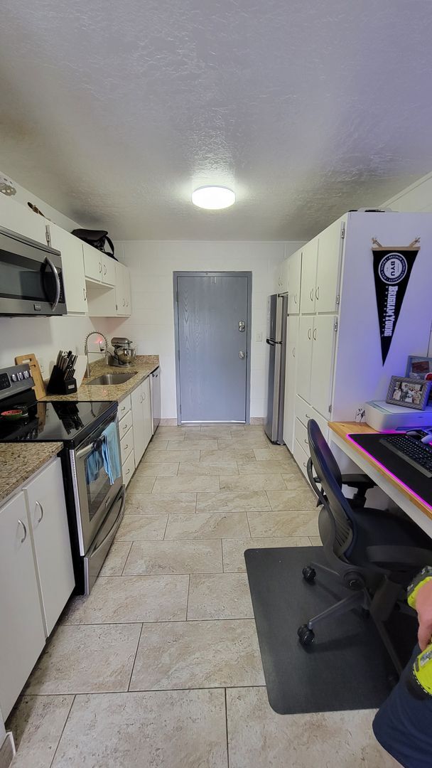 Foto del edificio - Studio Apartment with Granite Countertops