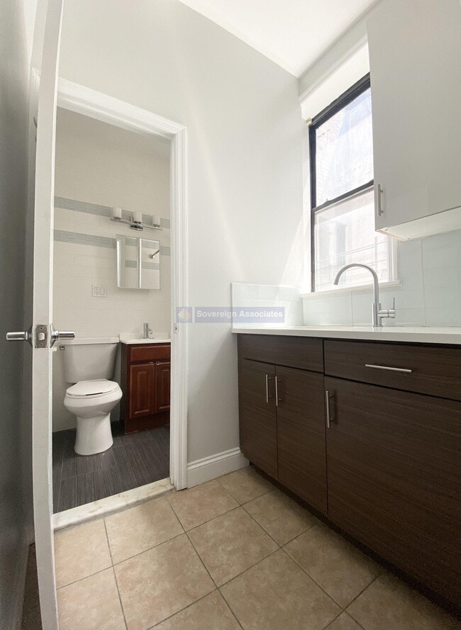 Building Photo - 523 W 156th St