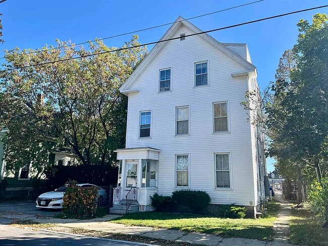 Foto del edificio - 13 Pennacook St