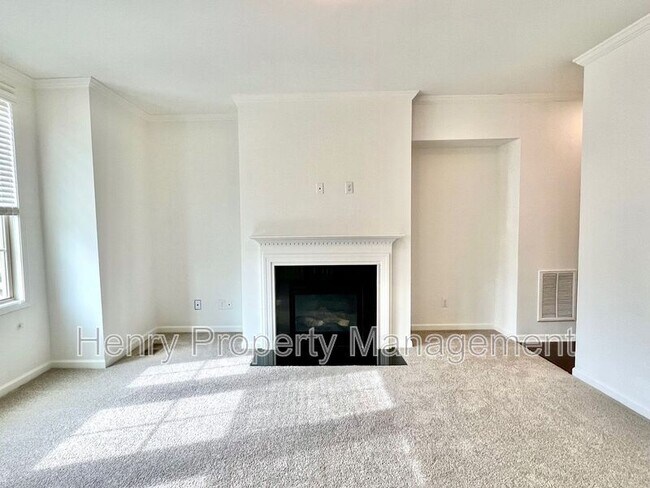 Foto del edificio - 8302 Primanti Blvd