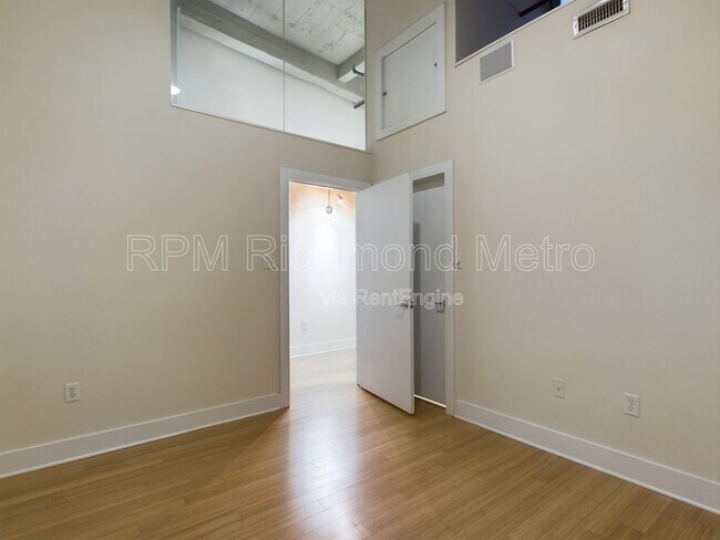 Foto del edificio - 815 Perry St