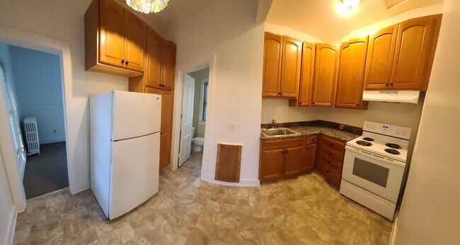 Building Photo - 305 Judd Rd