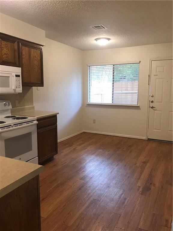 309 W William Cannon Dr, Austin, TX 78745 Townhome Rentals in Austin