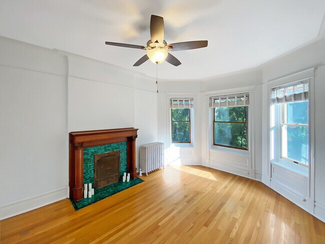 Foto del edificio - 1934 W Grace St