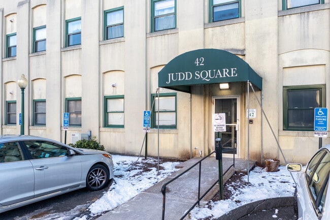 Building Photo - Judd Square