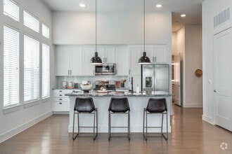 Building Photo - Burnett Lofts
