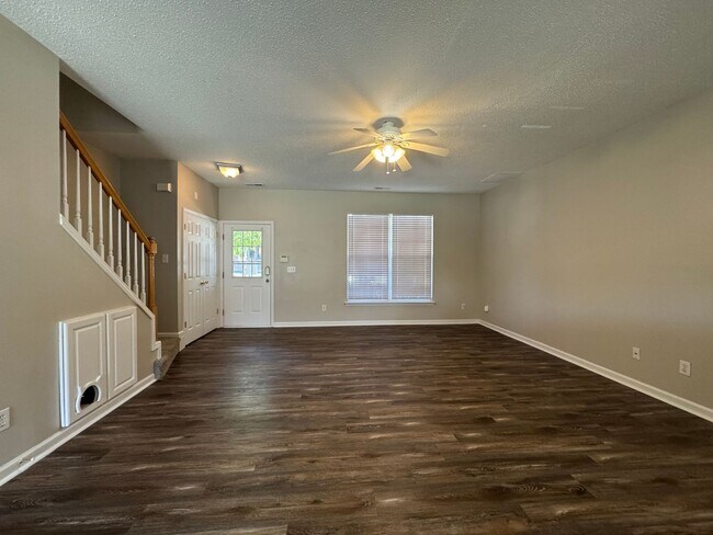 Foto del edificio - 3 Bedroom Townhome