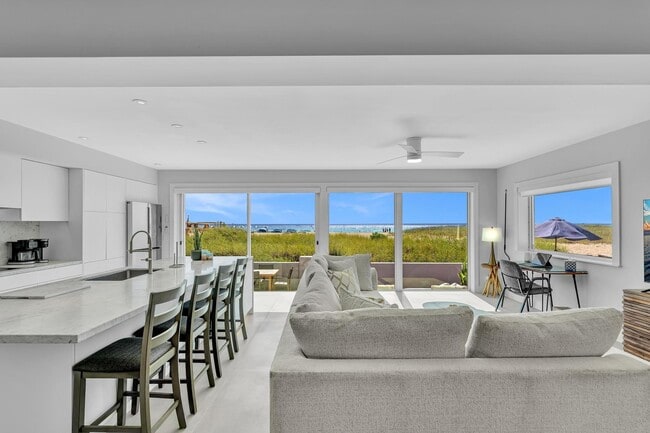 Photo - 604 N Ocean Blvd (Pompano Beach, FL) Apartment