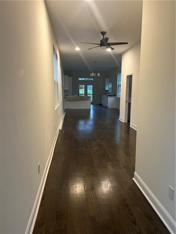 Building Photo - 443 Mary St SW