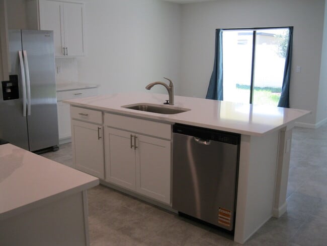 Foto del edificio - 476 Seafoam Cir