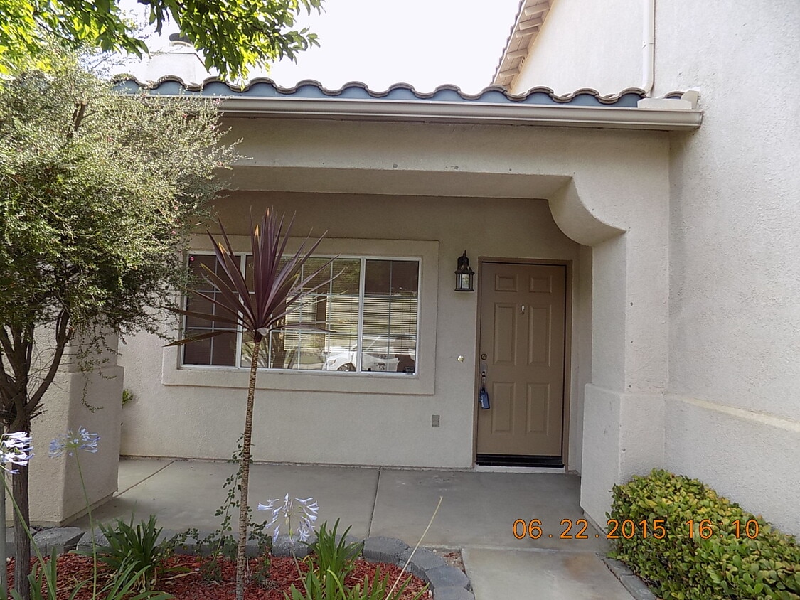 Primary Photo - 43115 Teramo Street