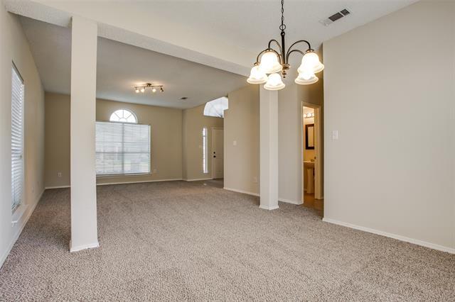 Foto del edificio - 1908 Walters Dr