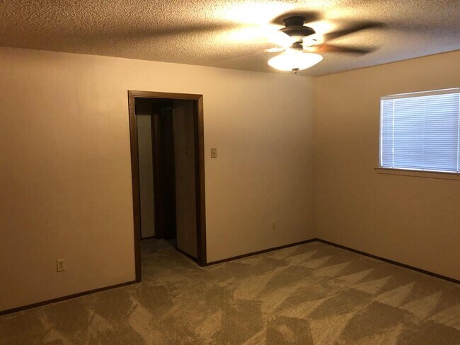 Foto del edificio - 10502 Doering Ln