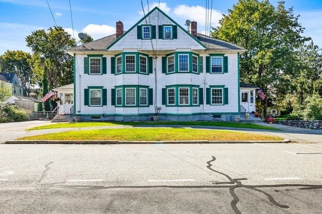 Building Photo - 49 Capen St