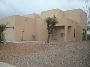 Building Photo - 3187 Athenian Way