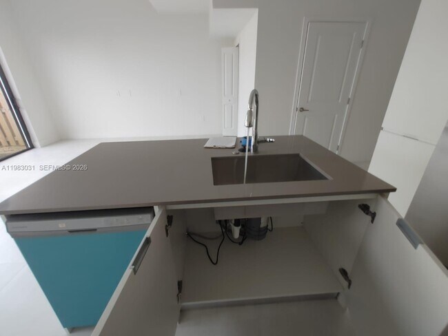 Foto del edificio - 1280 N Flagler Ave