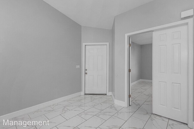 Building Photo - 3 br, 2 bath House - 17545 Fuchsia Road