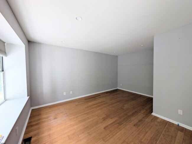 Foto del edificio - 4730 Boxwood Pl
