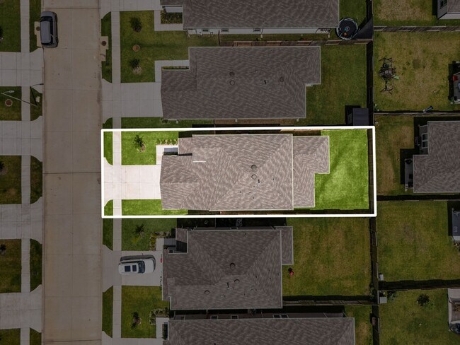 Foto del edificio - 26270 Arrowleaf Dr