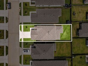 Building Photo - 26270 Arrowleaf Dr