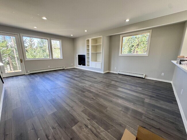 Building Photo - 1 SouthFace Drive-