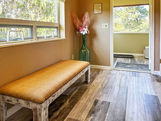 Foto del edificio - 262 Mantle Rd