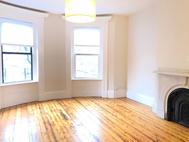 Foto del edificio - 614 Massachusetts Ave
