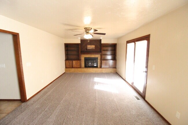 Foto del edificio - 1136 W Johnathan Way