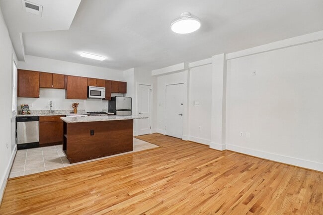 Interior Photo - New Quin