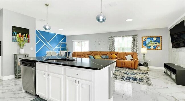 Building Photo - 2879 Common Crane Ct