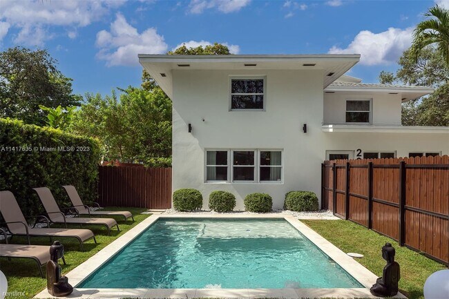 Building Photo - 5 br, 3 bath House - 20 NE 50th St, Miami,...