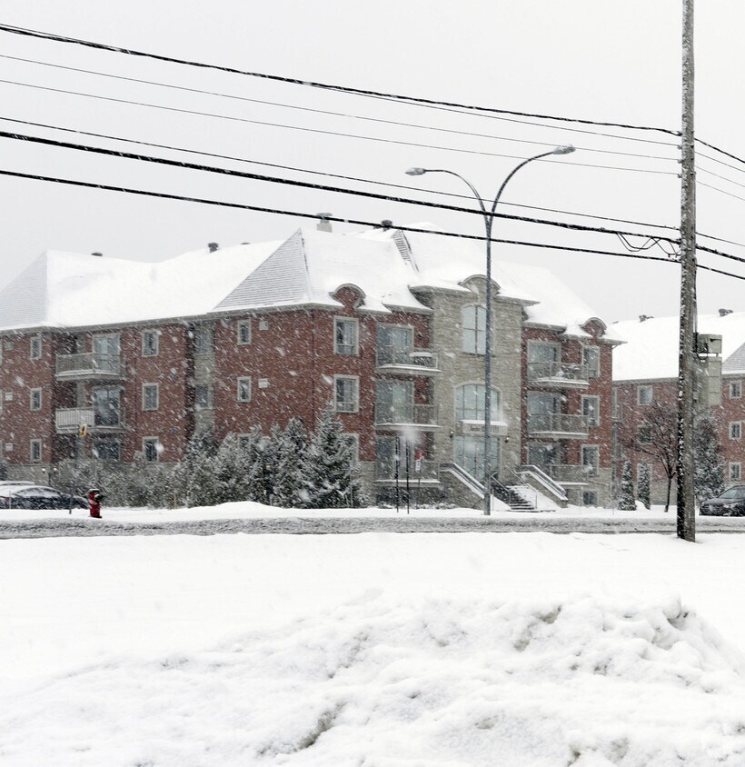 Photo du bâtiment - 4310 Boul des Sources