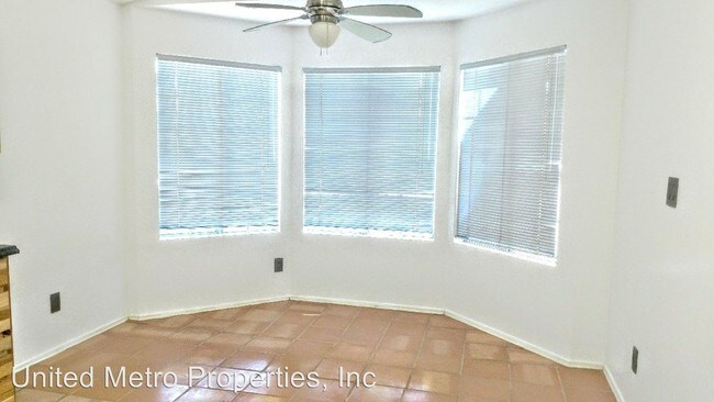 Foto del edificio - 3 br, 2 bath House - 3110 E Taro Lane