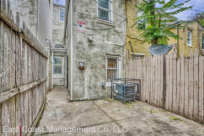 Foto del edificio - 3 br, 2 bath House - 937 W Lombard St