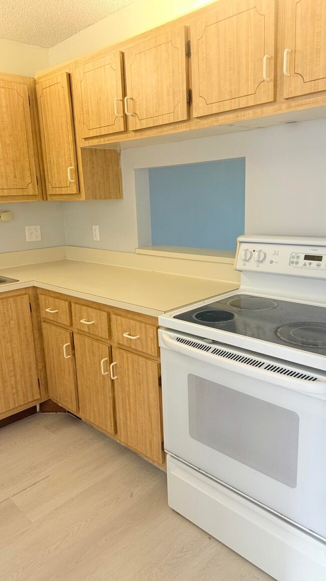 Building Photo - 2828 Casita Way