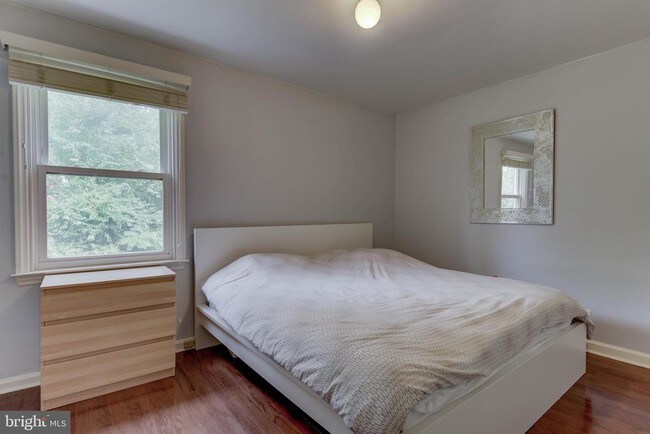 Foto del edificio - 391 McMull Dr