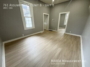 Building Photo - 761 Assumption St