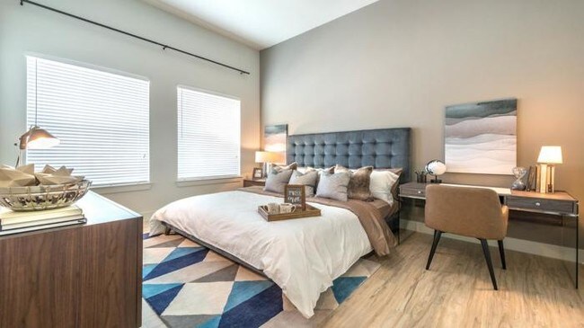 Building Photo - 2 bedroom in Dallas TX 75204