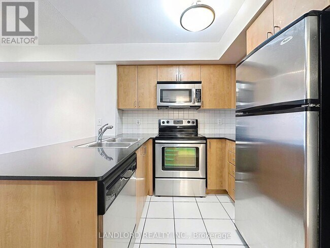 Photo du bâtiment - 1070 Sheppard Ave W