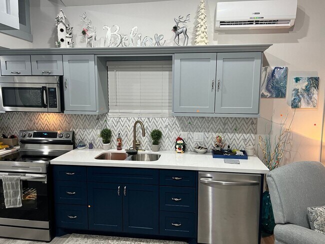 Foto del edificio - 2 Bedroom Single Family Tiny Home in Willis, Tx