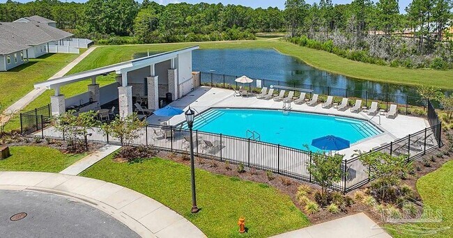 Building Photo - 3 Egret Ave