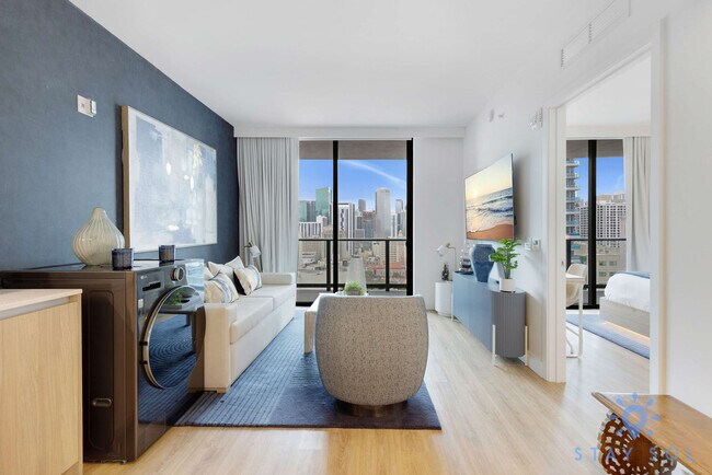 Foto del edificio - 601 NE 1st Ave