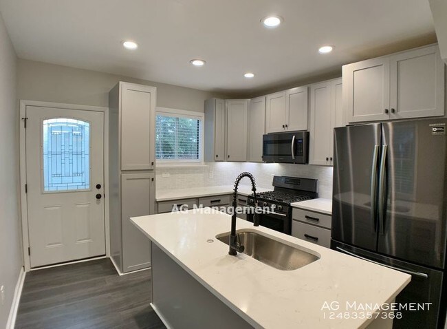 Building Photo - 1401 Midland Blvd