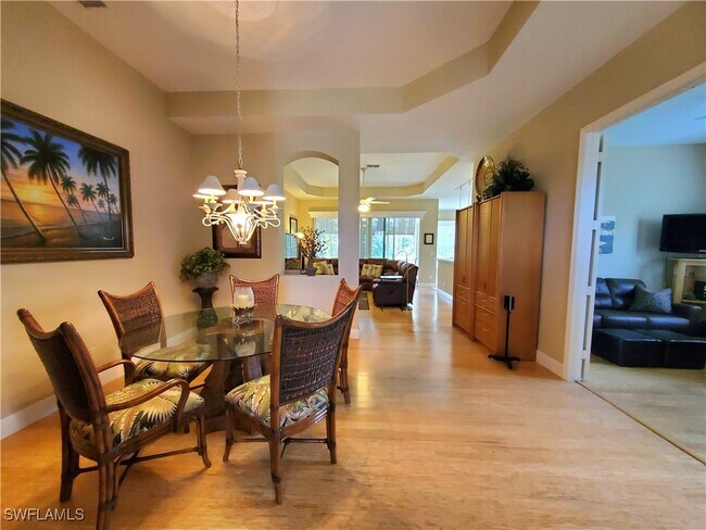 Foto del edificio - 1211 Chelmsford Ct