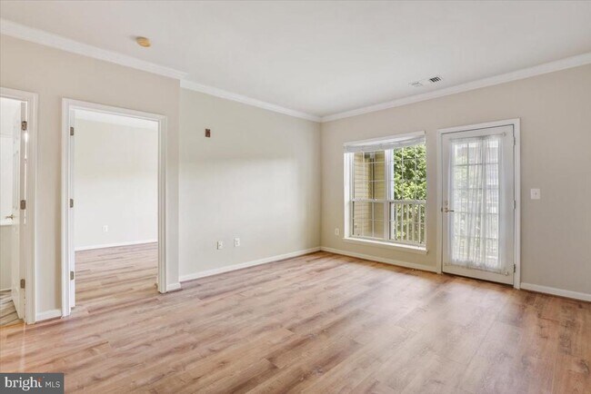 Foto del edificio - 4551 Strutfield Ln