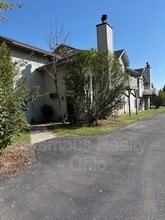 Building Photo - 3860 Mercedes Pl