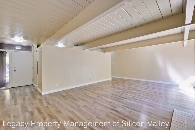 Building Photo - 3 br, 2 bath House - 496 El Capitan