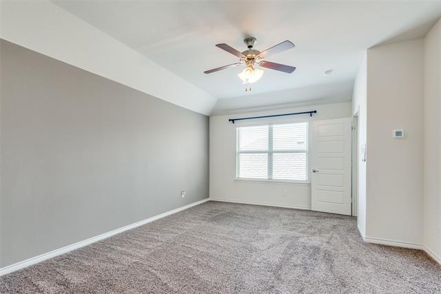 Building Photo - 2205 Miramar Dr