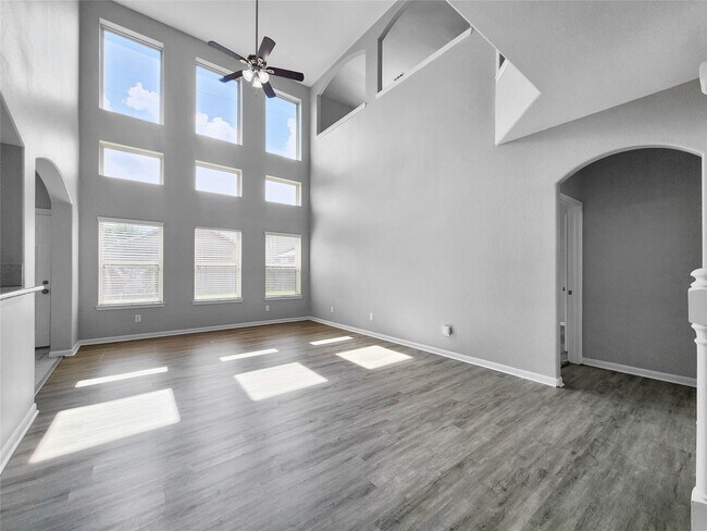 Foto del edificio - 15126 Sequoia Meadow Ct
