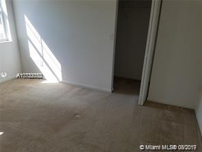 Foto del edificio - 5940 W Sample Rd